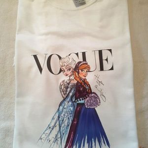 Tshirt woman size small frozen elsa and anna ..